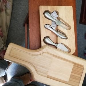 New with no box...Wine & Charcuterie Board